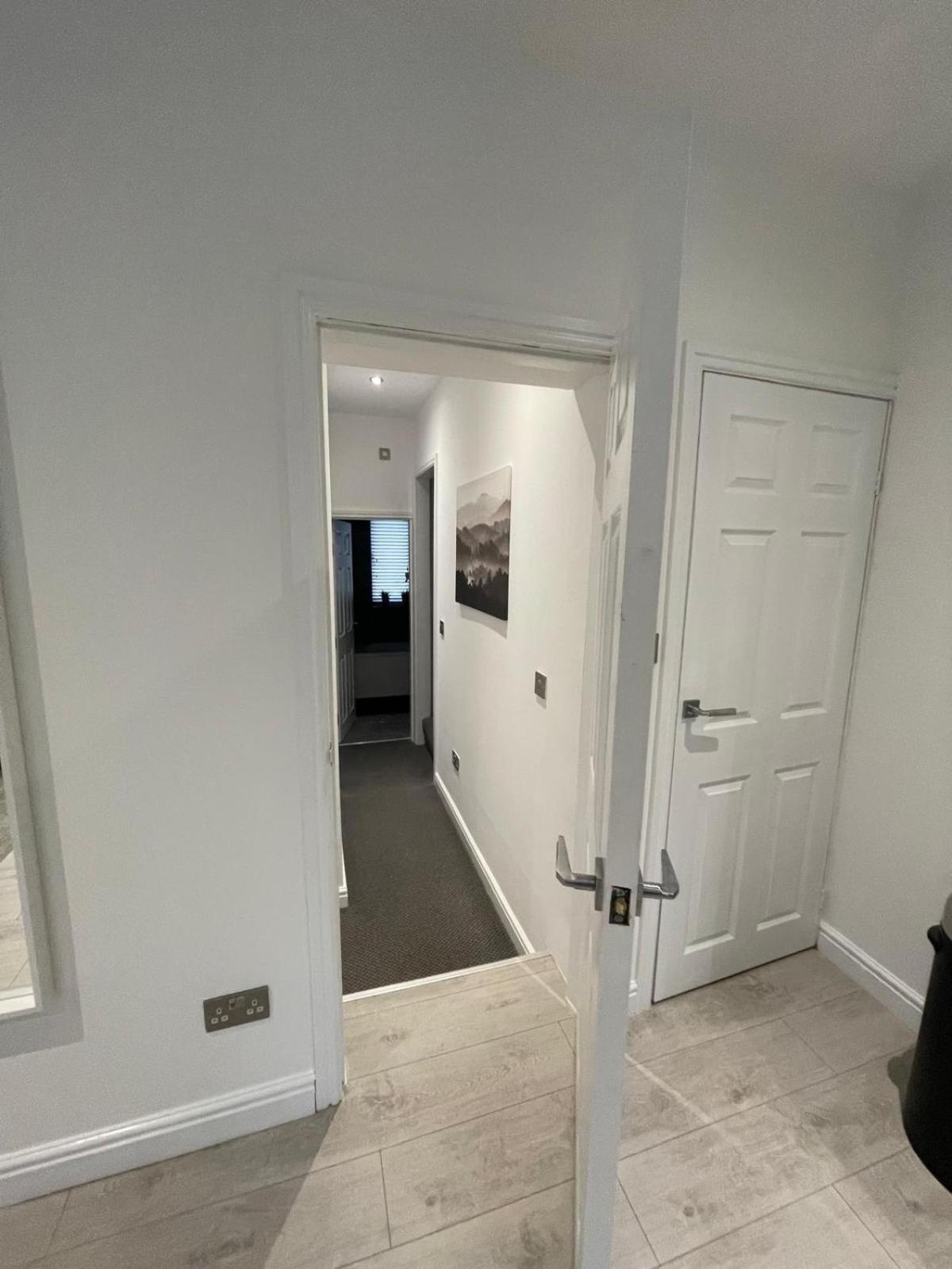Spacious 2 Bedroom Apartment